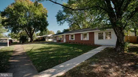 Other - 312 E Gordon St, Sterling, VA 20164 photo 1 of 15