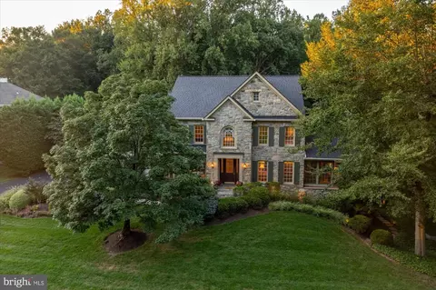 11308 Stonehouse Pl, Potomac Falls, VA 20165
