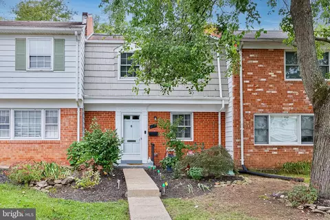 214 Shenandoah St SE, Leesburg, VA 20175