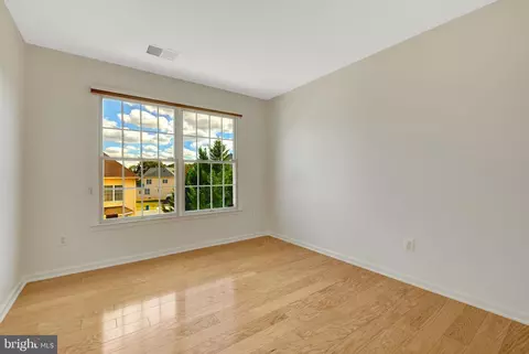 20250 Millstead Dr, Ashburn, VA 20147 photo 33