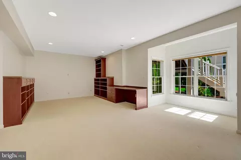 20250 Millstead Dr, Ashburn, VA 20147 photo 41