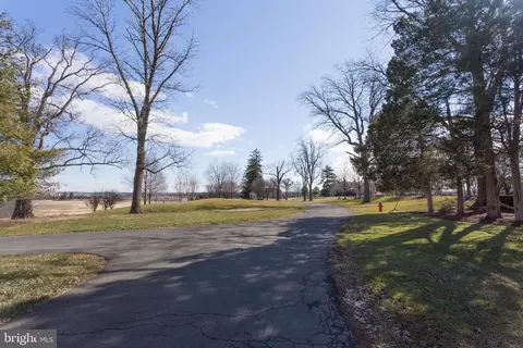 20250 Millstead Dr, Ashburn, VA 20147 photo 62