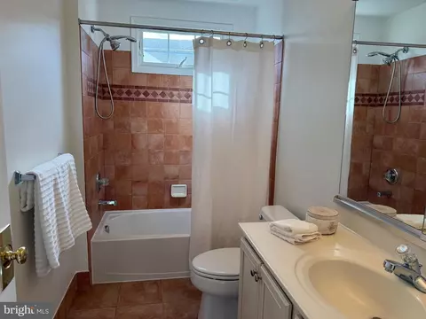20250 Millstead Dr, Ashburn, VA 20147 photo 30