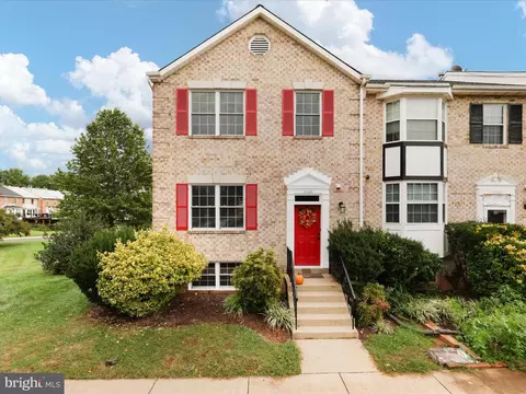21098 Fireside Ct, Sterling, VA 20164 photo 4