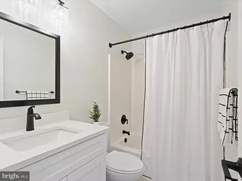 21098 Fireside Ct, Sterling, VA 20164 photo 35