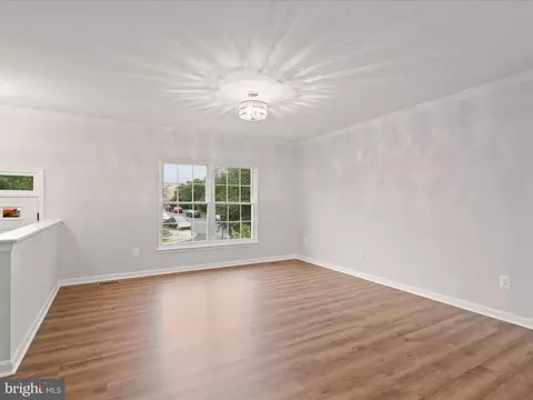 21098 Fireside Ct, Sterling, VA 20164 photo 8