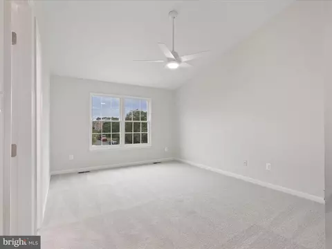21098 Fireside Ct, Sterling, VA 20164 photo 25