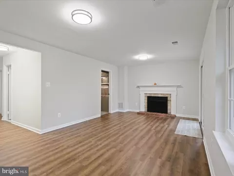21098 Fireside Ct, Sterling, VA 20164 photo 42