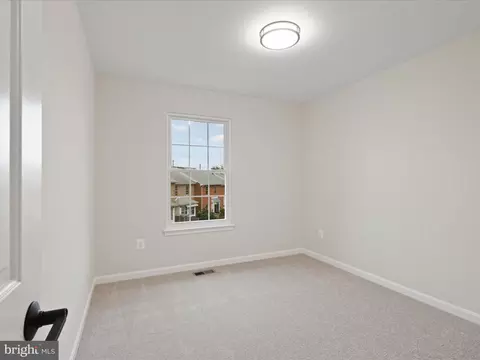 21098 Fireside Ct, Sterling, VA 20164 photo 34