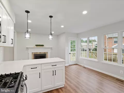 21098 Fireside Ct, Sterling, VA 20164 photo 20