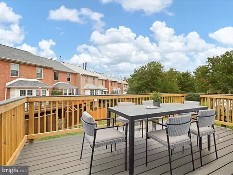 21098 Fireside Ct, Sterling, VA 20164 photo 21