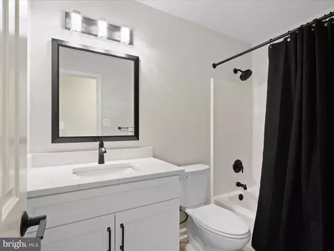 21098 Fireside Ct, Sterling, VA 20164 photo 39