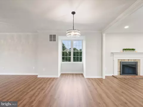 21098 Fireside Ct, Sterling, VA 20164 photo 10