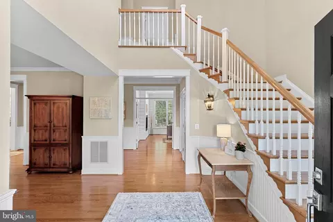 Entry Way - 10 Crouch St, Sterling, VA 20165 photo 1 of 7
