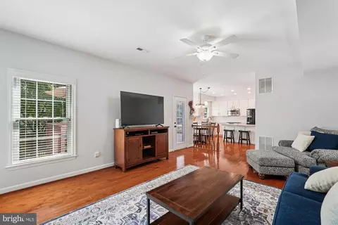 20538 Courier Ridge Pl, Ashburn, VA 20147 photo 17