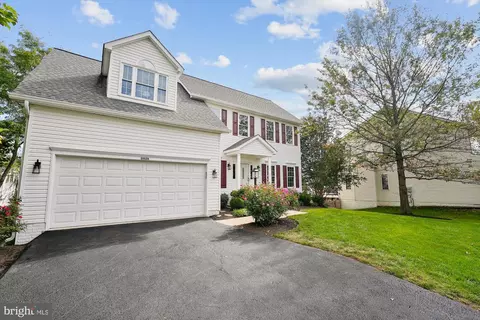 20538 Courier Ridge Pl, Ashburn, VA 20147 photo 3