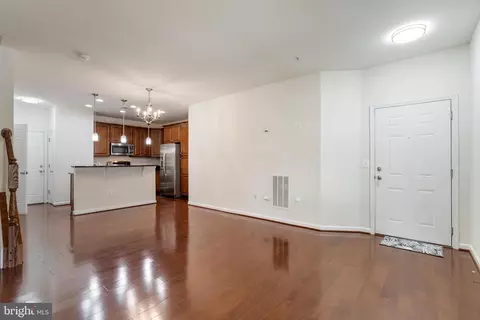 Living - 43841 Centergate Dr, Ashburn, VA 20148 photo 3 of 4