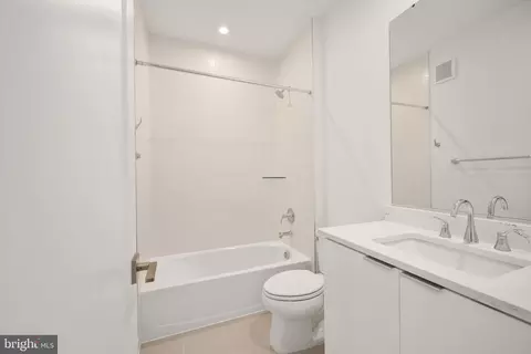 Bath - 43501 Monroe Crest Ter, Ashburn, VA 20148 photo 1 of 1