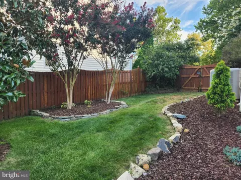 Exterior - 22083 Vantage Pointe Pl, Ashburn, VA 20148 photo 17 of 20