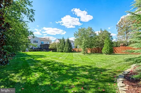 Exterior - 22083 Vantage Pointe Pl, Ashburn, VA 20148 photo 16 of 20