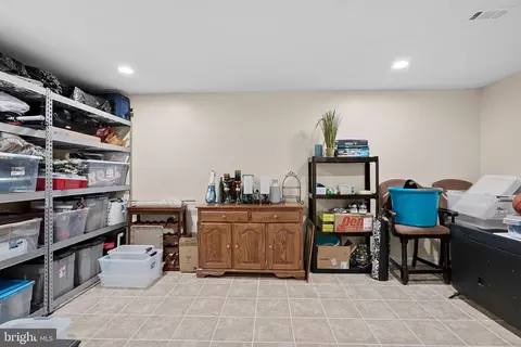 18 Christopher Ln, Sterling, VA 20165 photo 64
