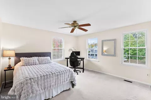 18 Christopher Ln, Sterling, VA 20165 photo 49