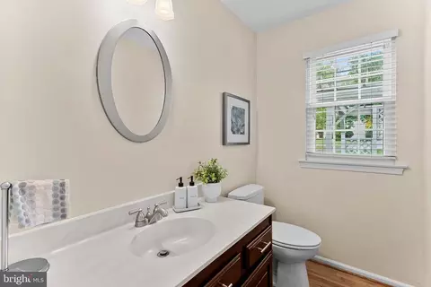 18 Christopher Ln, Sterling, VA 20165 photo 30