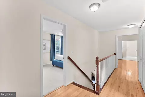 18 Christopher Ln, Sterling, VA 20165 photo 32