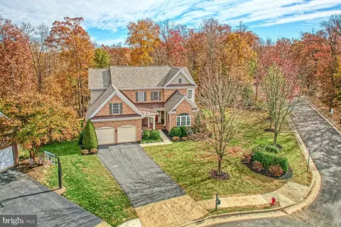 903 Powhatan Ct NE, Leesburg, VA 20176