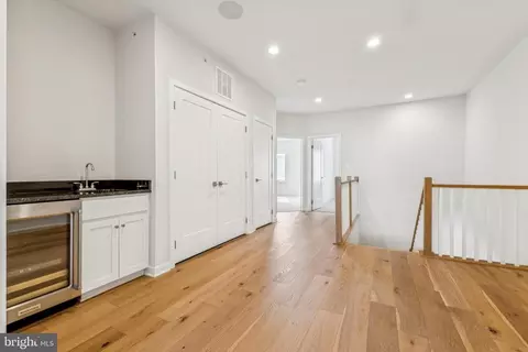 Entry Way - 43186 Mongold Sq, Ashburn, VA 20148 photo 5 of 6