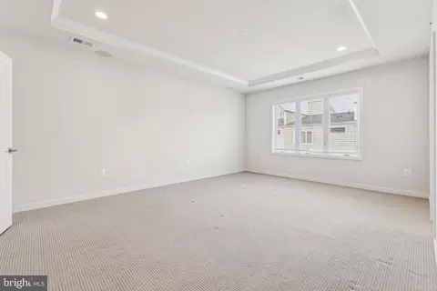 Bedroom - 43186 Mongold Sq, Ashburn, VA 20148 photo 1 of 2