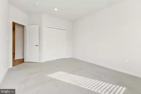 Other - 43186 Mongold Sq, Ashburn, VA 20148 photo 12 of 15