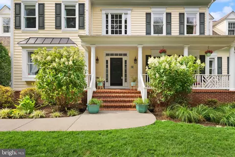 16720 Sommertime Ln, Hamilton, VA 20158