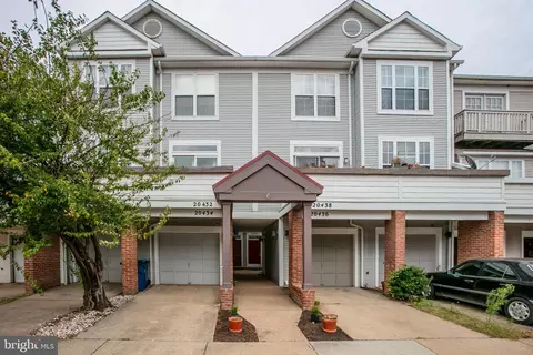 20432 Cool Fern Sq, Ashburn, VA 20147