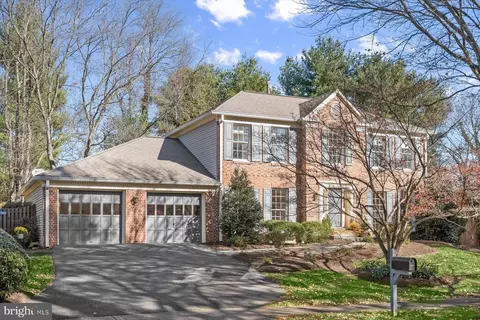 714 Donaldson Ln SW, Leesburg, VA 20175