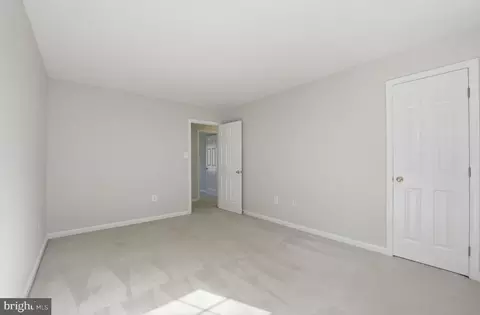 Bedroom - 21507 Tithables Cir, Broadlands, VA 20148 photo 1 of 6