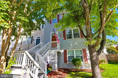 514 Covington Ter NE, Leesburg, VA 20176