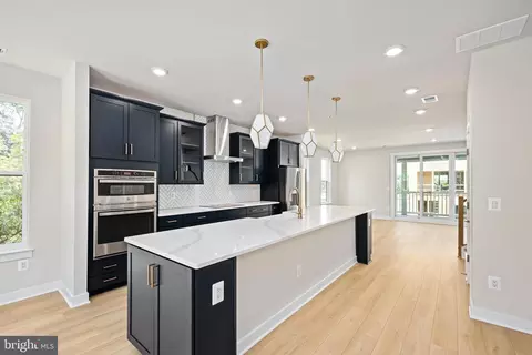 44577 Strabane Ter, Ashburn, VA 20147