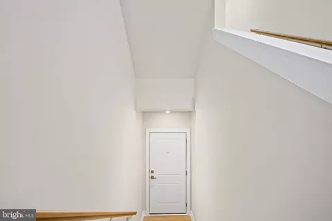Entry Way - 44577 Strabane Ter, Ashburn, VA 20147 photo 3 of 22