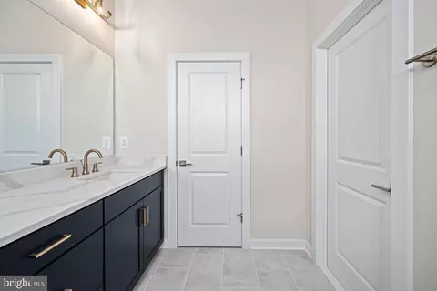 Bath - 44577 Strabane Ter, Ashburn, VA 20147 photo 5 of 7