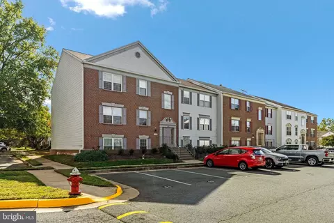 1106 Huntmaster Ter NE #202, Leesburg, VA 20176
