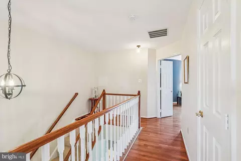 Entry Way - 20679 Riptide Sq, Sterling, VA 20165 photo 2 of 3