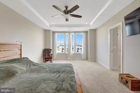 Bedroom - 22088 Midmoore Dr, Ashburn, VA 20148 photo 3 of 5