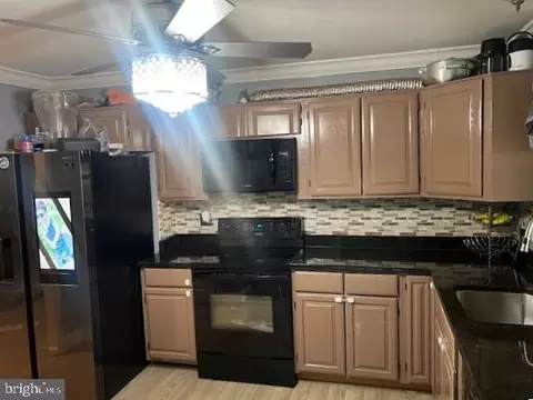 Kitchen - 304 E Gordon St E, Sterling, VA 20164 photo 1 of 1