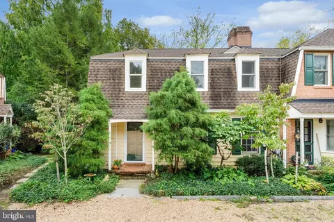 3 Meadowbrook Ct S, Middleburg, VA 20117