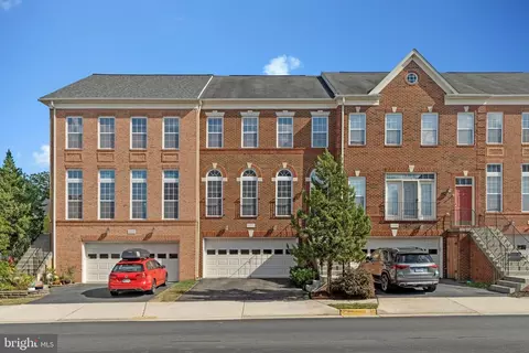 22070 Avonworth Sq, Broadlands, VA 20148