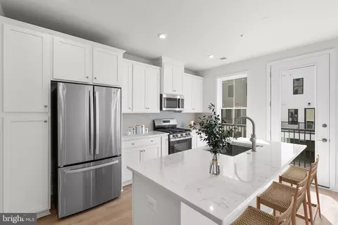 21744 Dollis Hill Ter, Broadlands, VA 20148