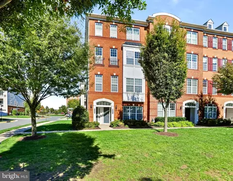 43011 Clarks Mill Ter, Ashburn, VA 20148