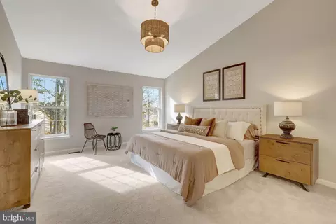 Bedroom - 47425 River Crest St, Sterling, VA 20165 photo 1 of 6