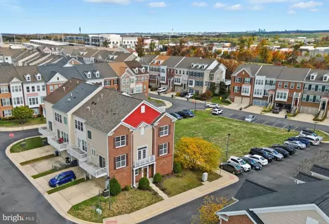 View/Area - 25480 Schooley Mill Ter, Chantilly, VA 20152 photo 1 of 6